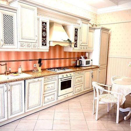 One Bedroom Apartment With Balcony-Kostyushka Street,16 Λβιβ Εξωτερικό φωτογραφία